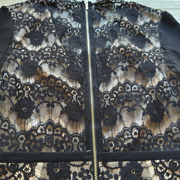 Bebe Lace dress - Picture 6 of 8